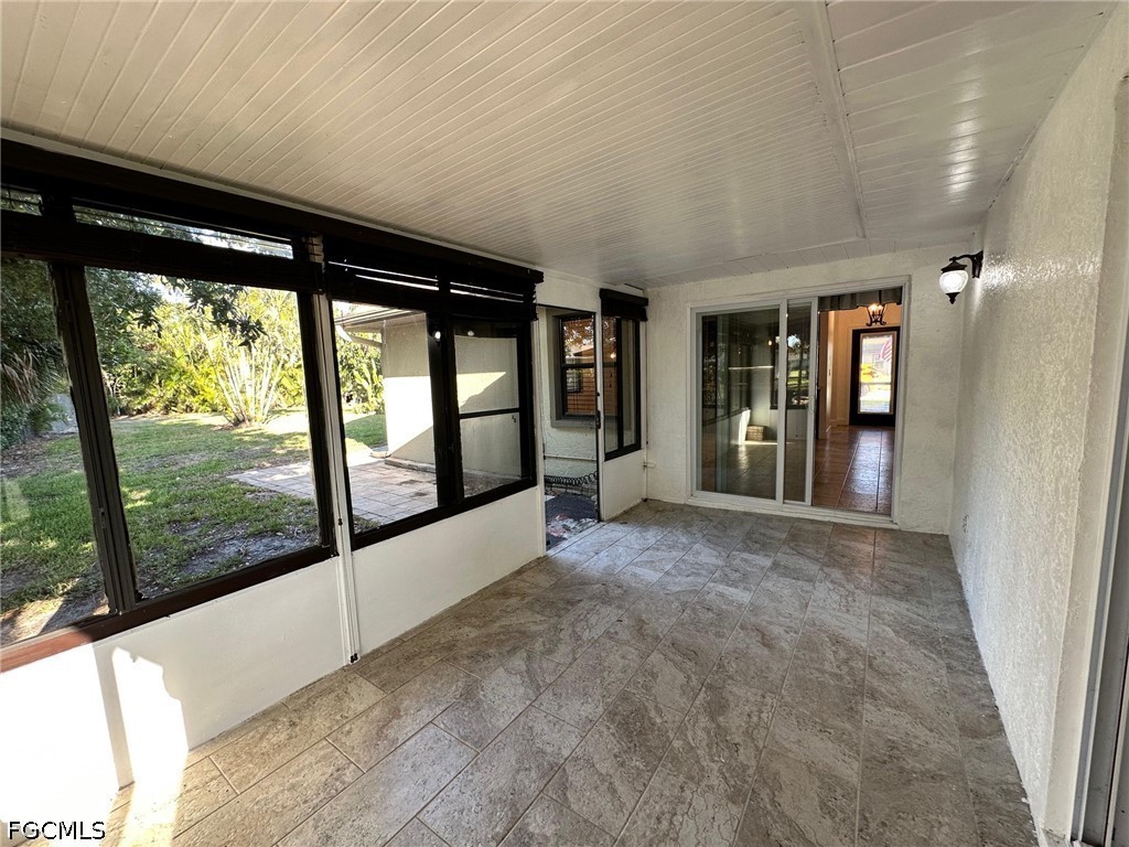 4266 Island Circle #B Fort Myers FL 33919 2026022060 image11
