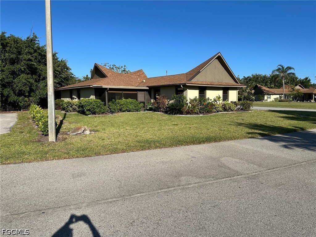 4266 Island Circle #B Fort Myers FL 33919 2026022060 image16