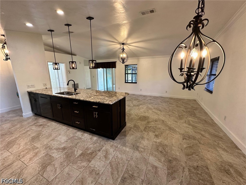 4266 Island Circle #B Fort Myers FL 33919 2026022060 image5