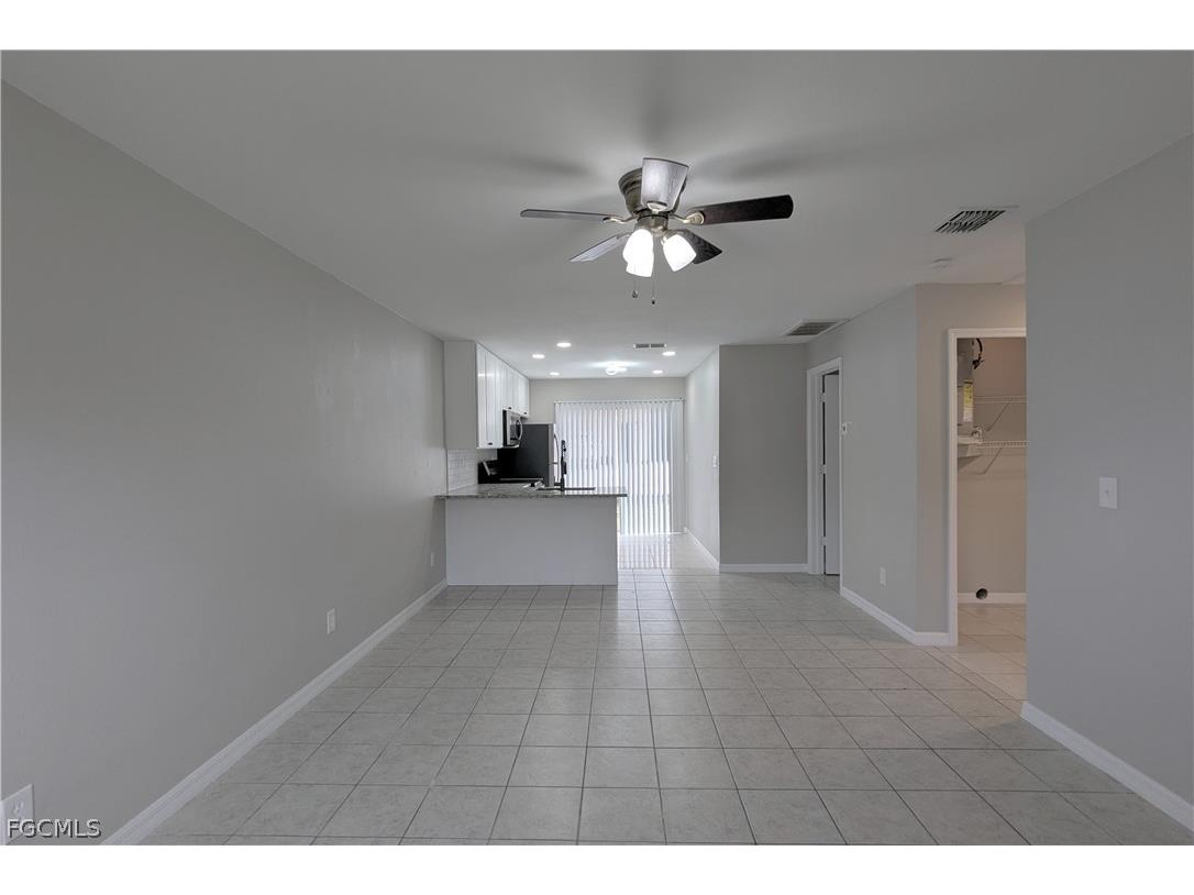 427 NE Pine Island Lane #2 Cape Coral FL 33909 2026007659 image5