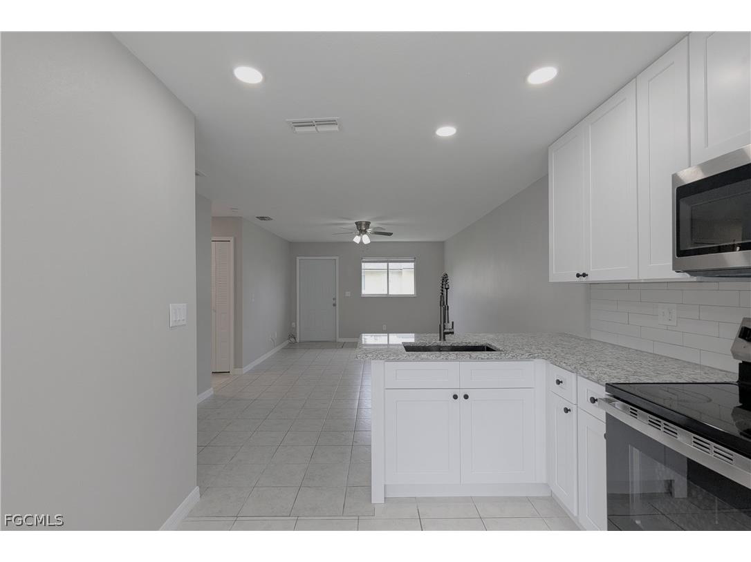 427 NE Pine Island Lane #2 Cape Coral FL 33909 2026007659 image6