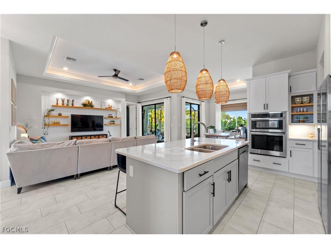 427 NW 37th Avenue Cape Coral FL 33993 2026007080 image1