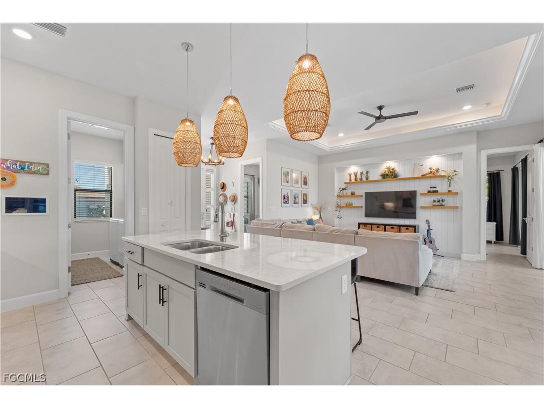 427 NW 37th Avenue Cape Coral FL 33993 2026007080 image15