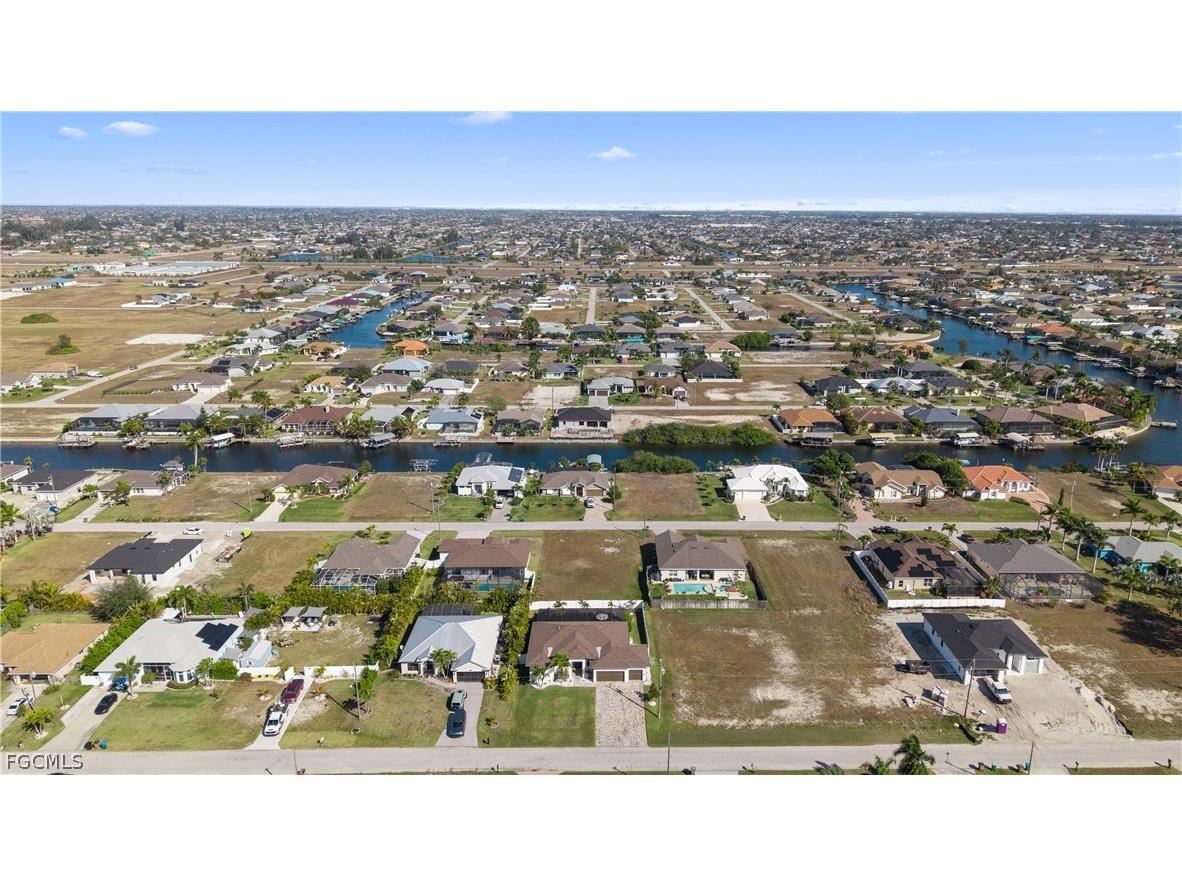 427 NW 37th Avenue Cape Coral FL 33993 2026007080 image39