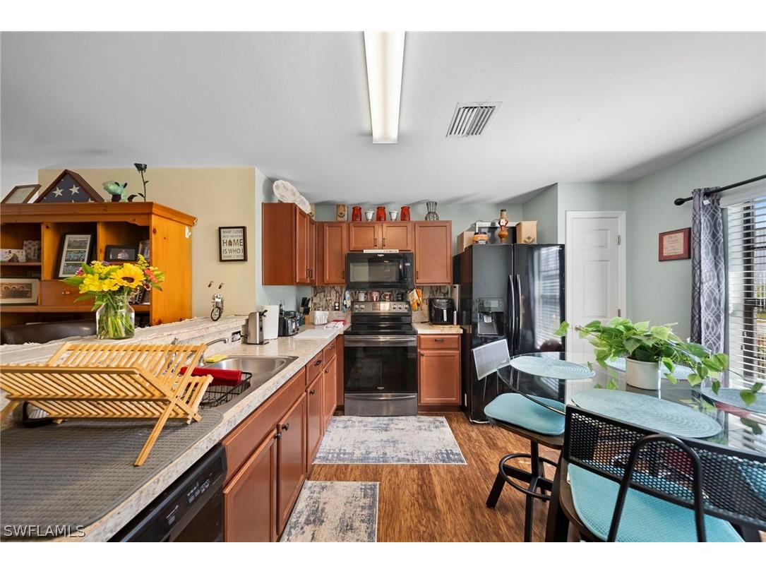 427 NW 3rd Street Cape Coral FL 33993 226010692 image3