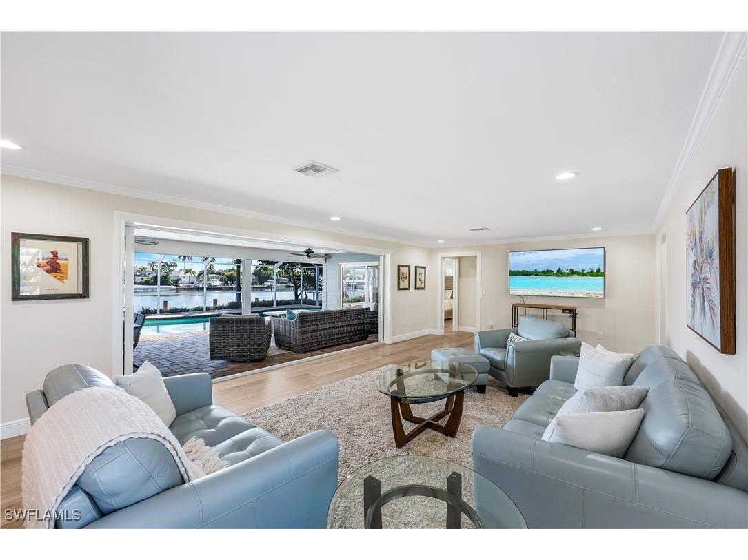 427 Nassau Court Marco Island FL 34145 225075990 image5