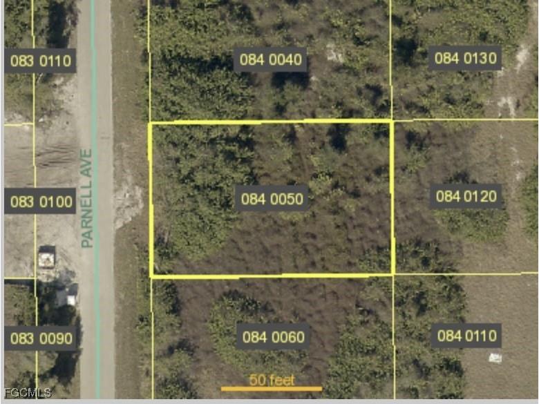 427 Parnell Avenue Lehigh Acres FL 33974 2025010448 image2