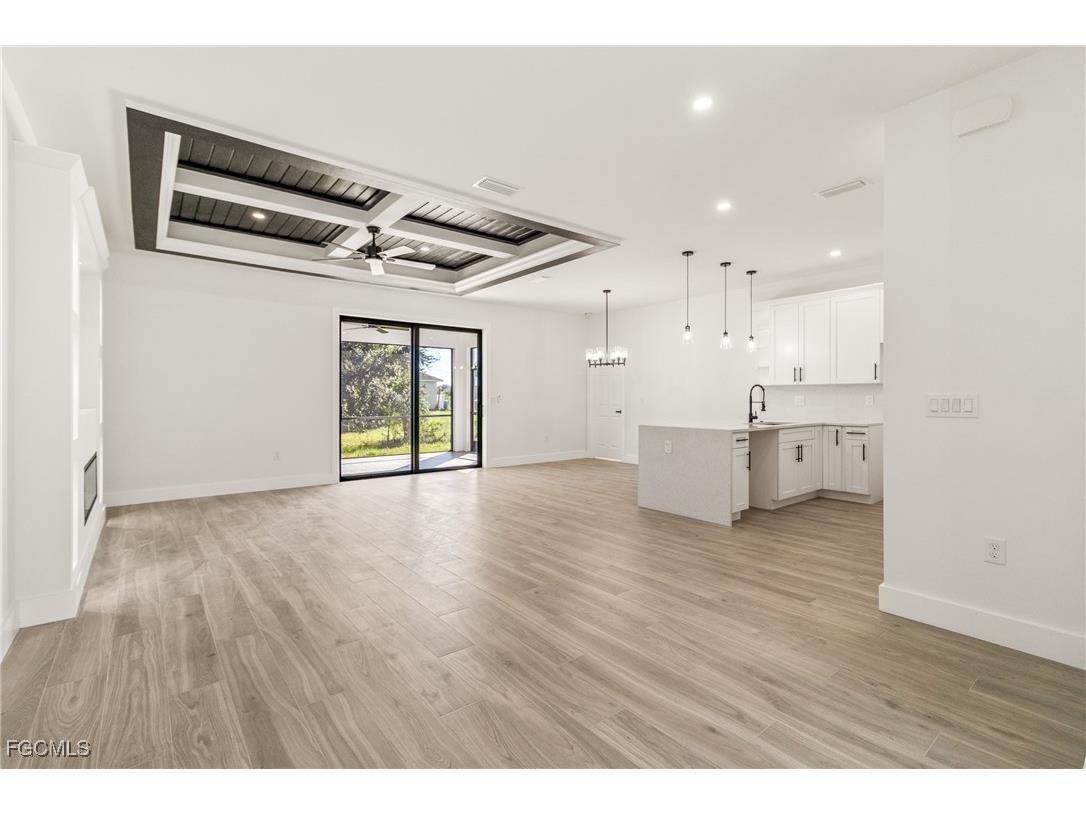 427 Petite Avenue Lehigh Acres FL 33974 2025015731 image12