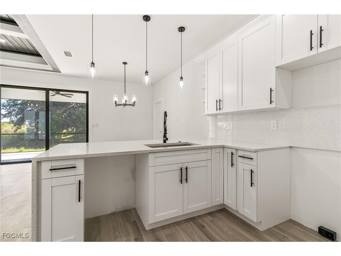 427 Petite Avenue Lehigh Acres FL 33974 2025015731 image17