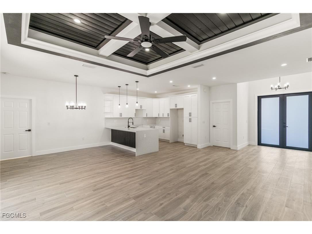 427 Petite Avenue Lehigh Acres FL 33974 2025015731 image4