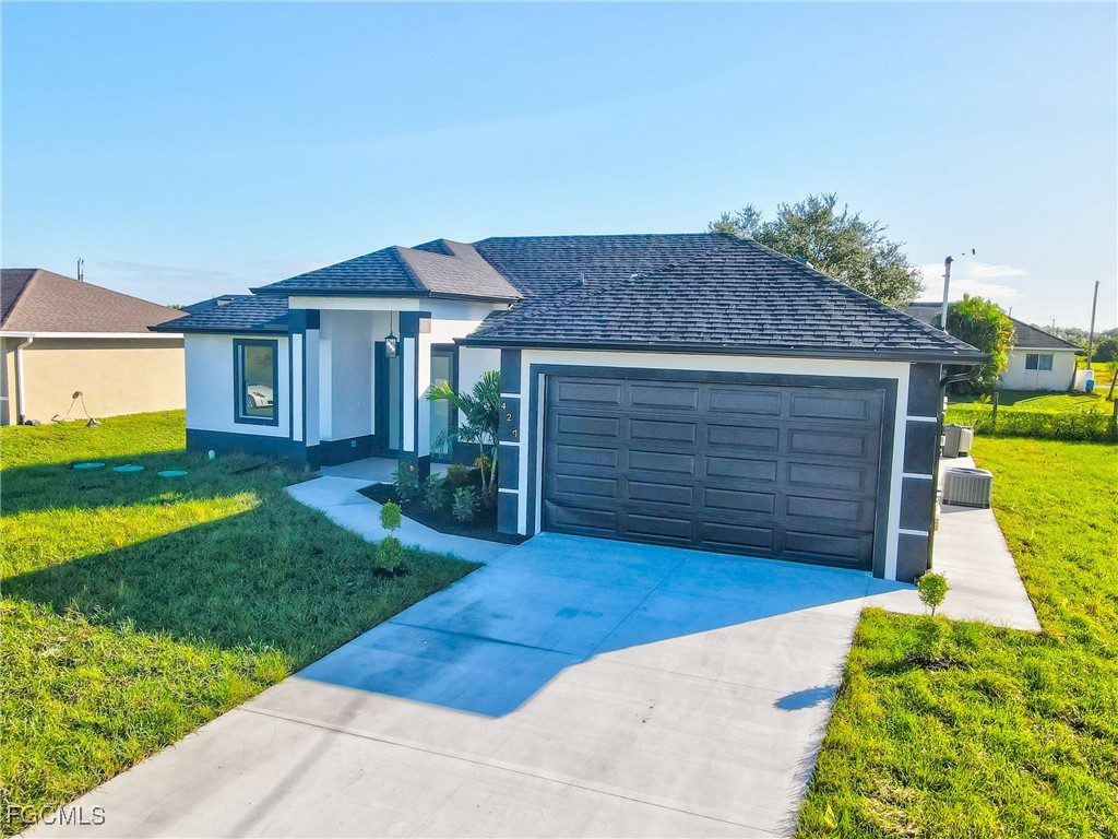 427 Petite Avenue Lehigh Acres FL 33974 2025015731 image44