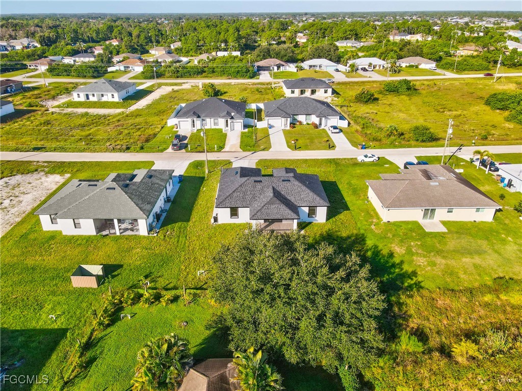 427 Petite Avenue Lehigh Acres FL 33974 2025015731 image45
