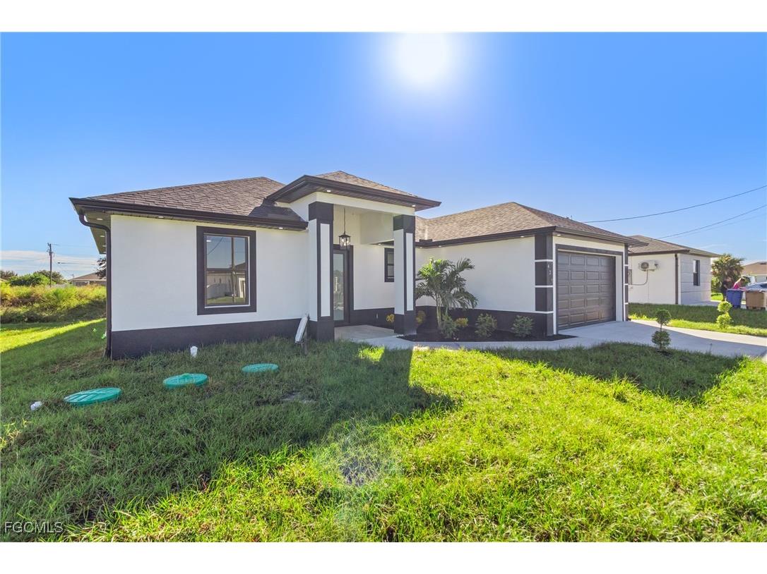 427 Petite Avenue Lehigh Acres FL 33974 2025015731 image49