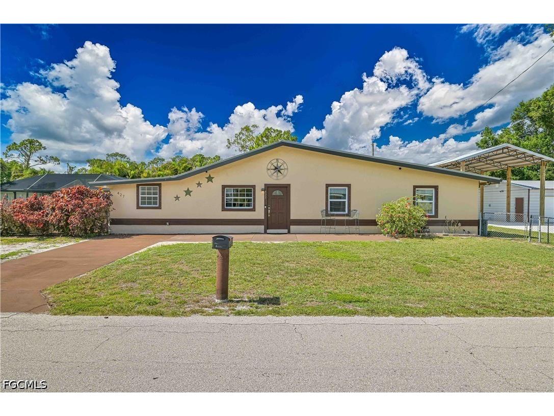 427 Stockton Street North Fort Myers FL 33903 2026027142 image1