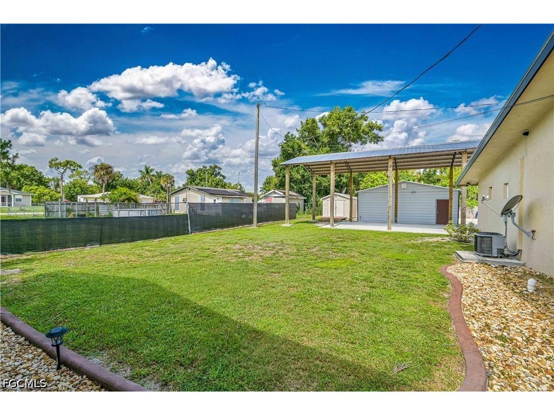427 Stockton Street North Fort Myers FL 33903 2026027142 image11