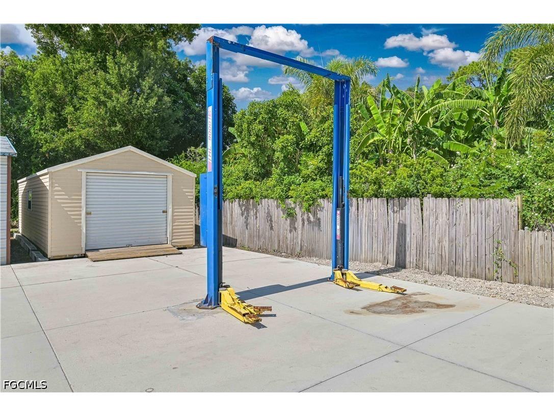 427 Stockton Street North Fort Myers FL 33903 2026027142 image16