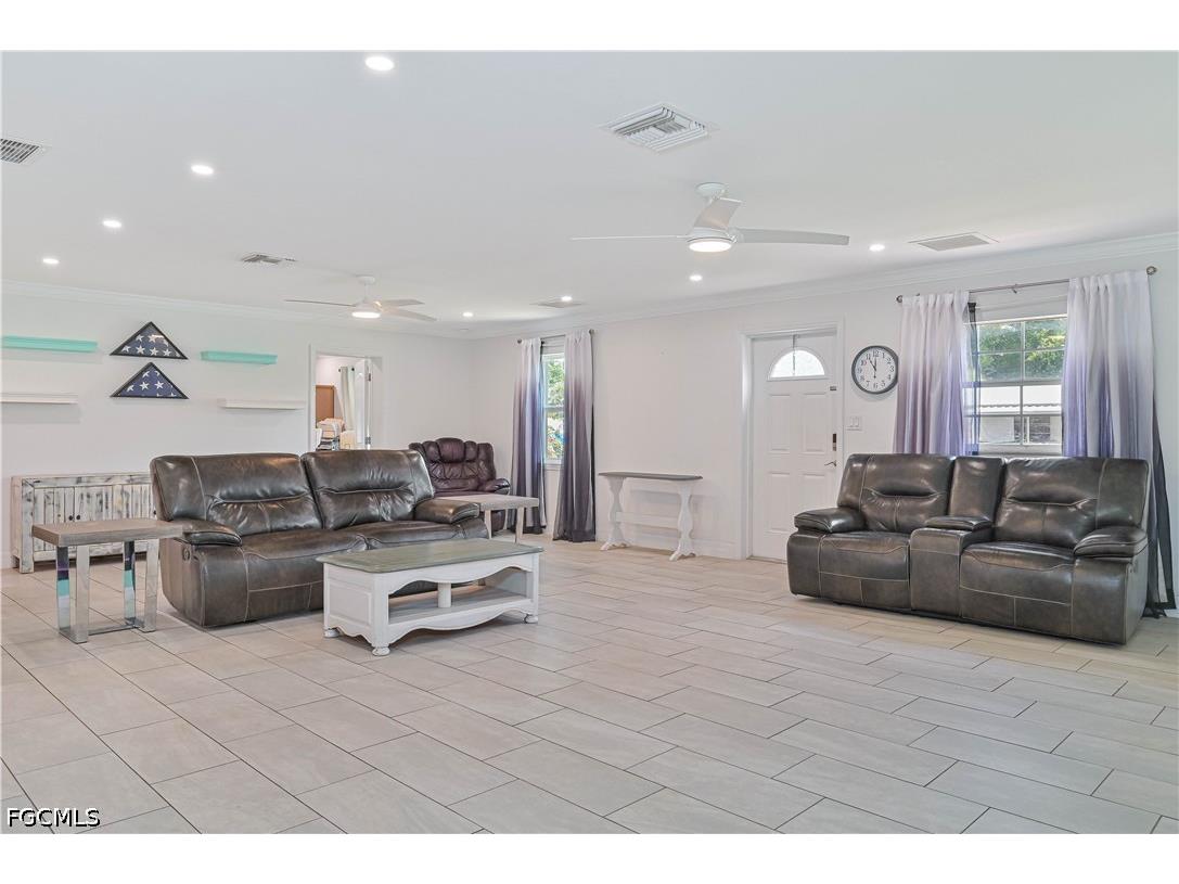 427 Stockton Street North Fort Myers FL 33903 2026027142 image21