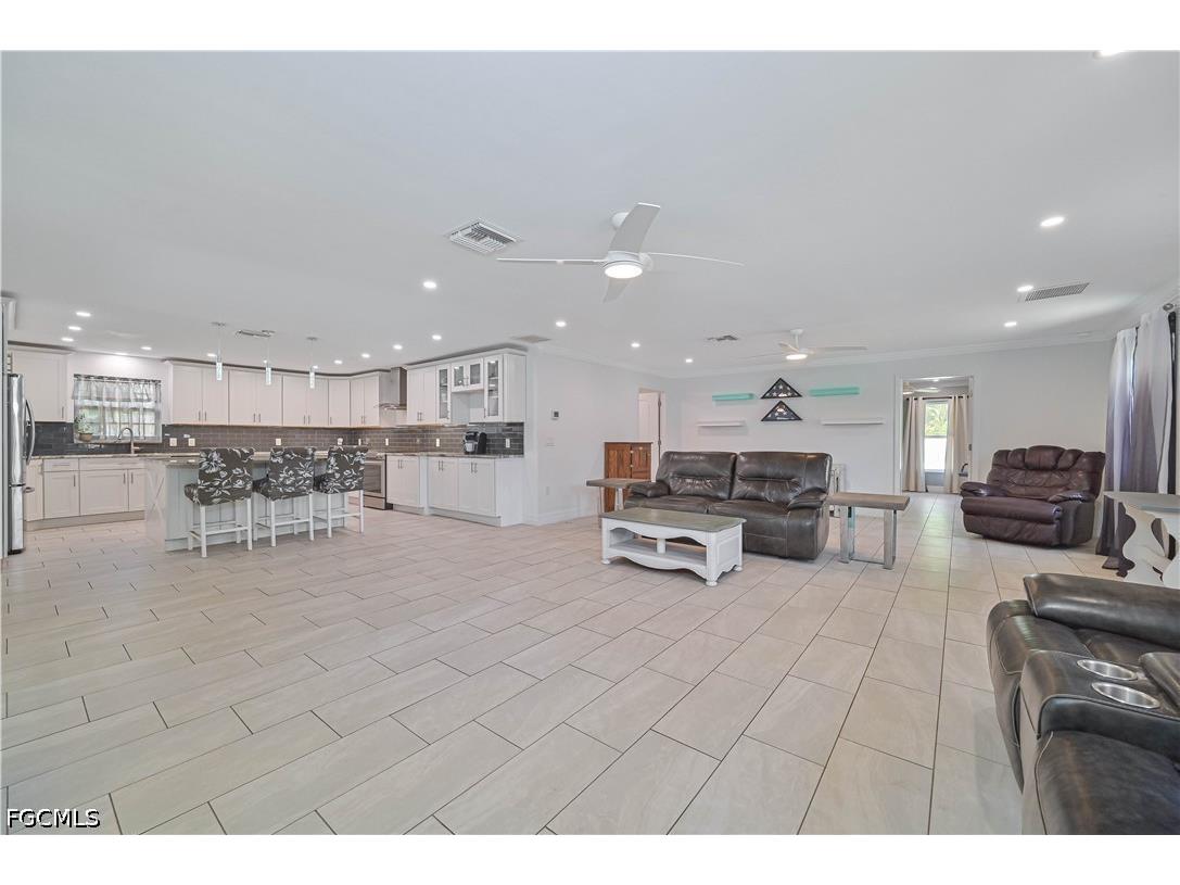 427 Stockton Street North Fort Myers FL 33903 2026027142 image23