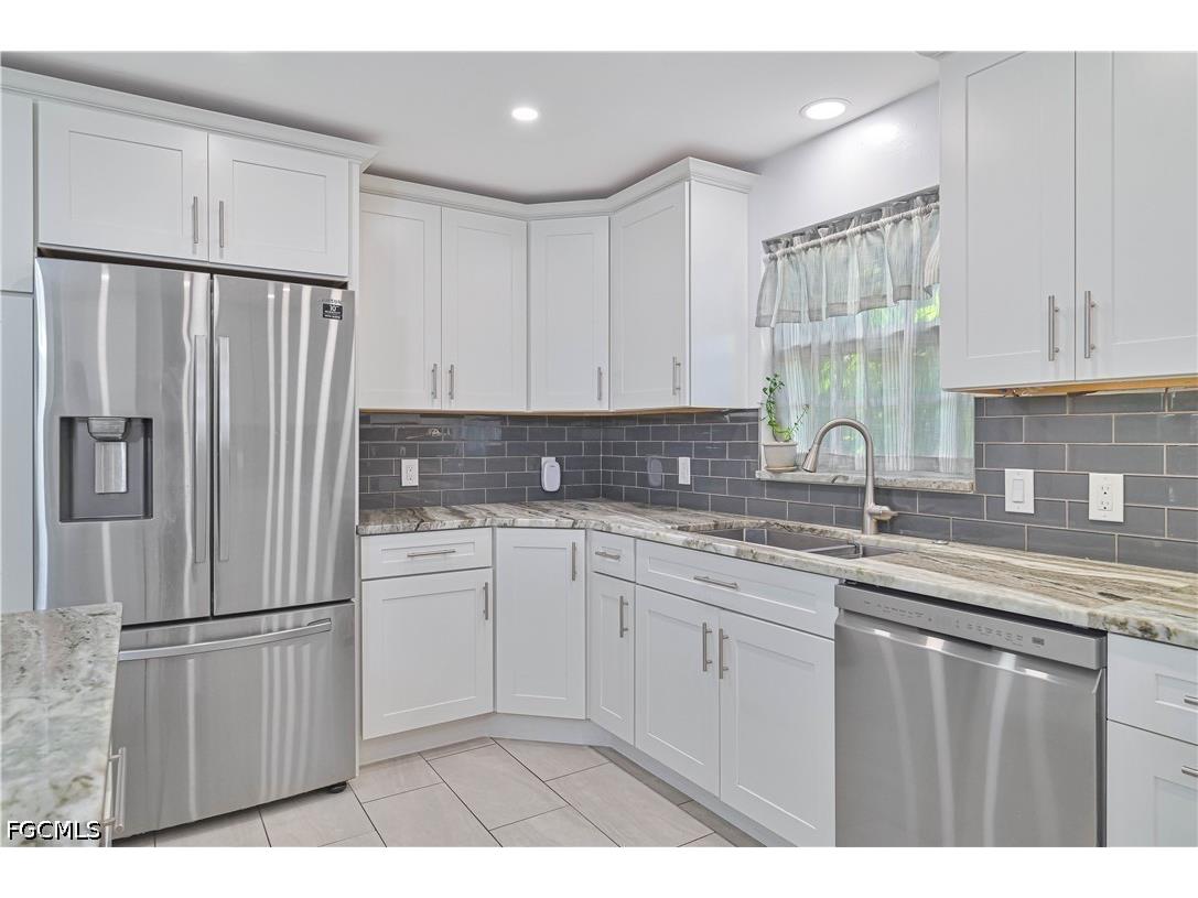 427 Stockton Street North Fort Myers FL 33903 2026027142 image28