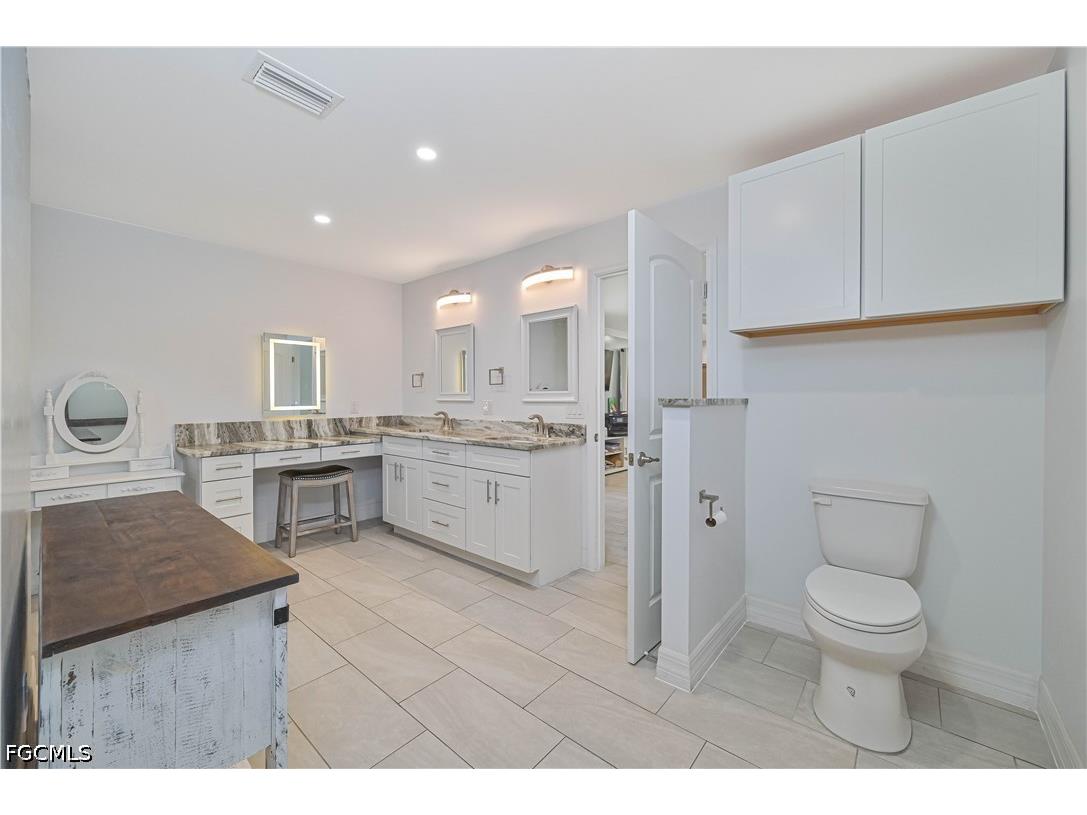 427 Stockton Street North Fort Myers FL 33903 2026027142 image40