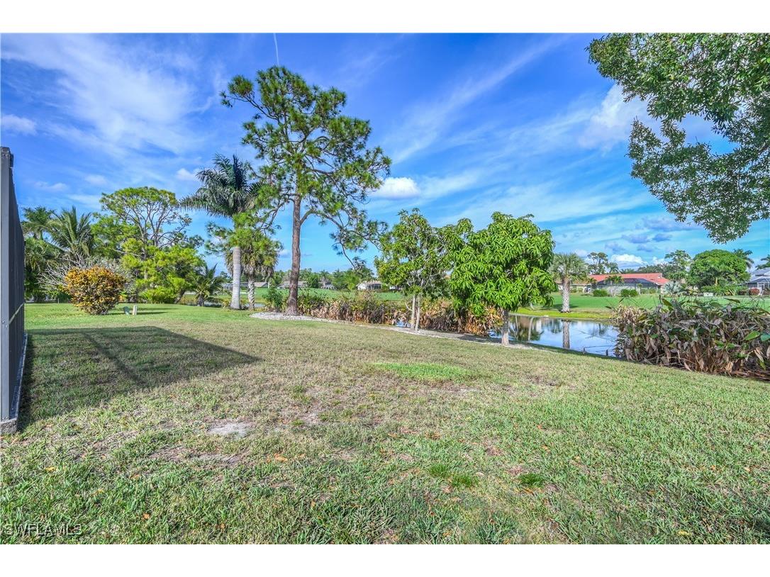 427 Torrey Pines Point Naples FL 34113 224037668 image46