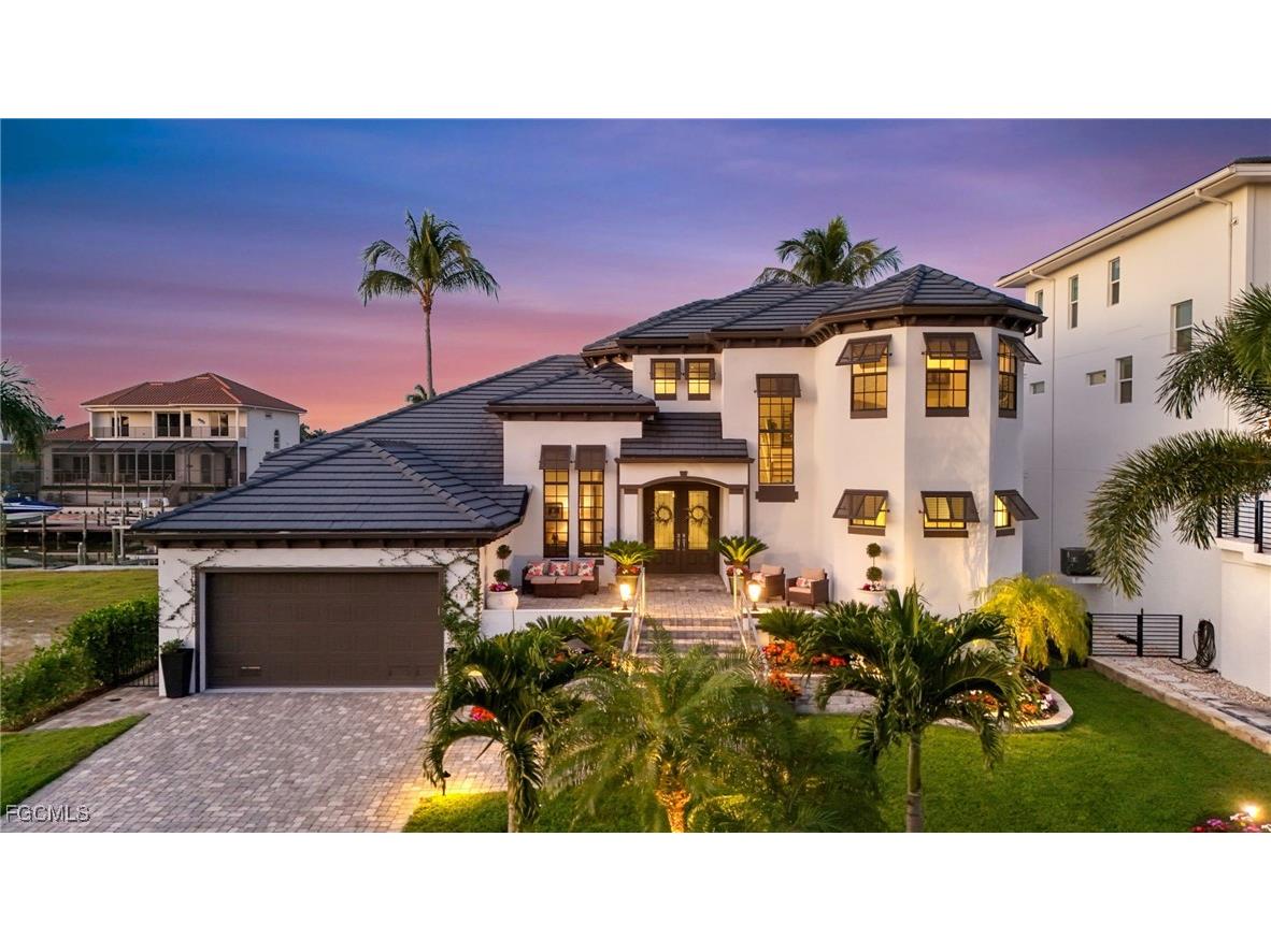 427 Willet Avenue Naples FL 34108 2025023455 image1
