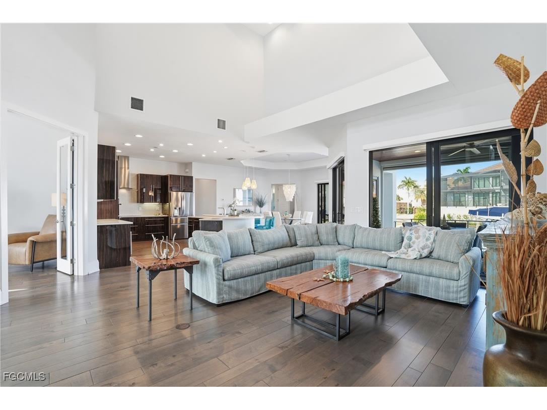 427 Willet Avenue Naples FL 34108 2025023455 image10