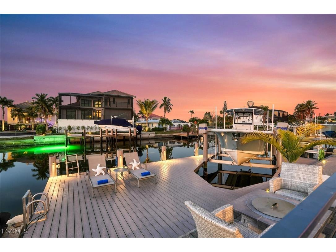 427 Willet Avenue Naples FL 34108 2025023455 image3