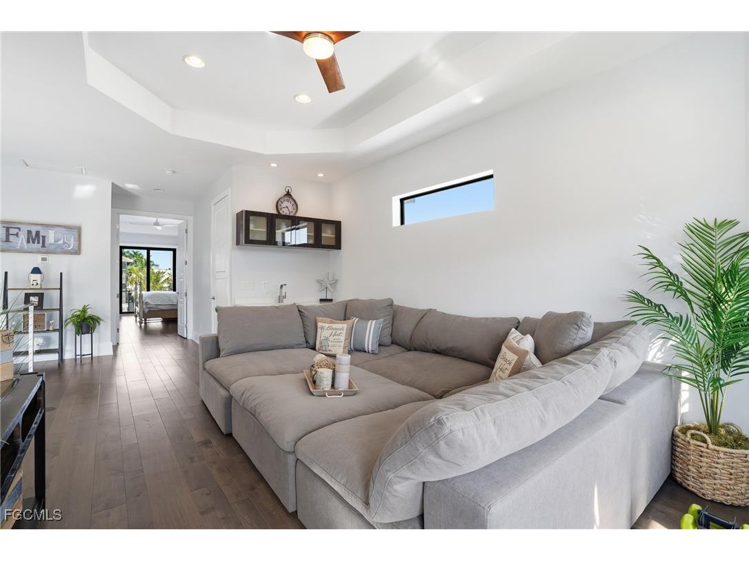 427 Willet Avenue Naples FL 34108 2025023455 image32