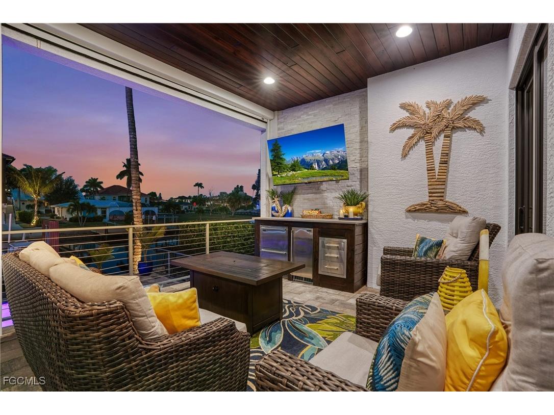 427 Willet Avenue Naples FL 34108 2025023455 image6