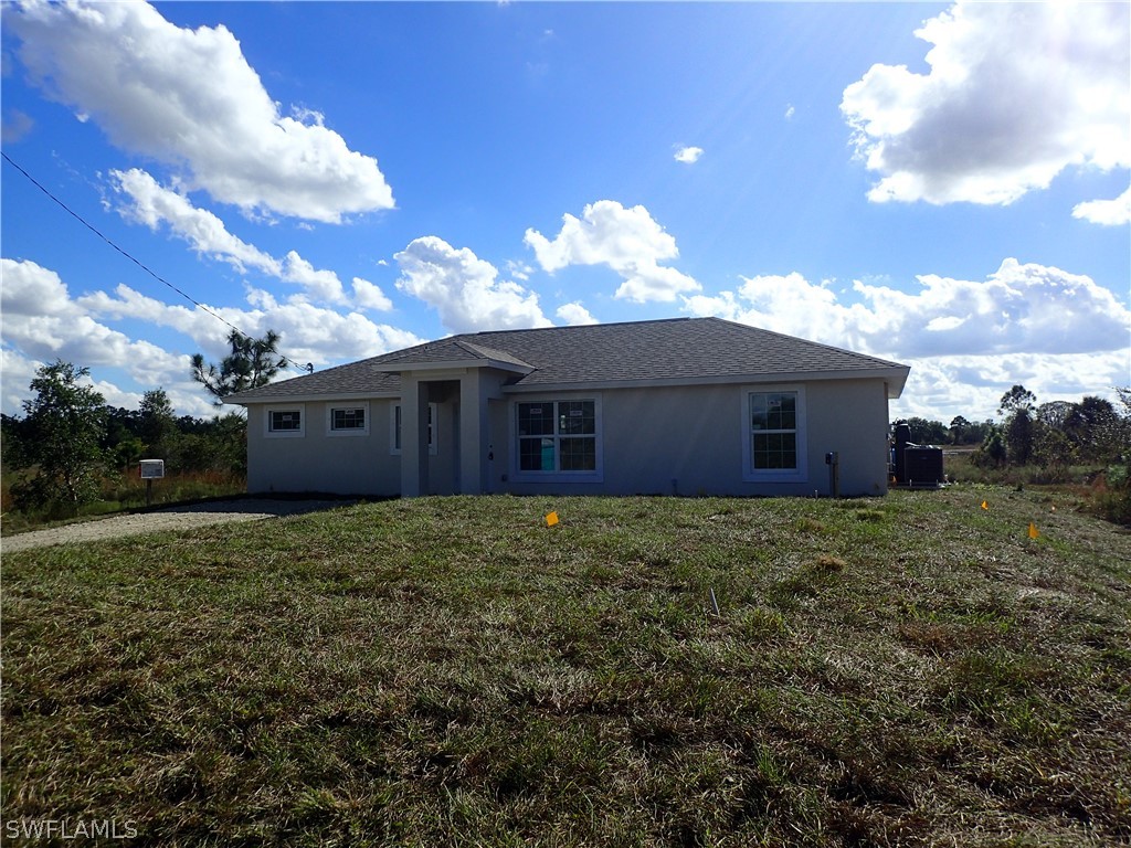 4270 64th Avenue NE Naples FL 34120 222090994 image1