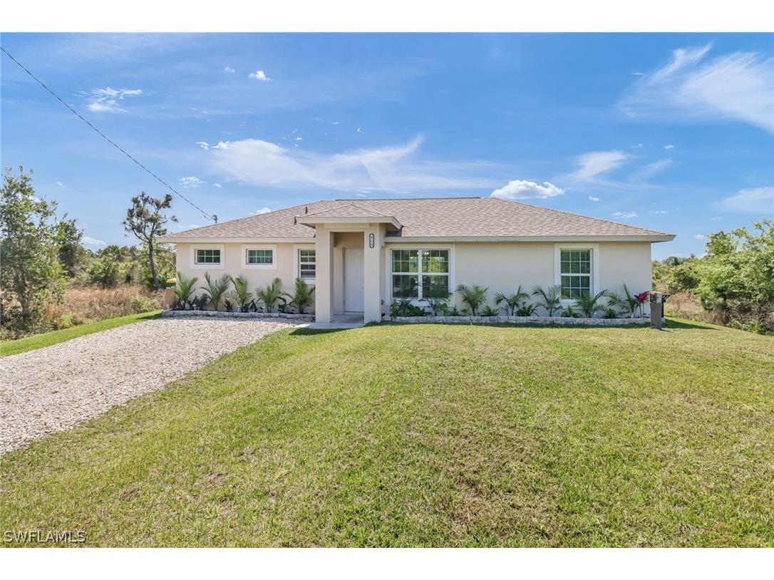 4270 64th Avenue NE Naples FL 34120 224022810 image1