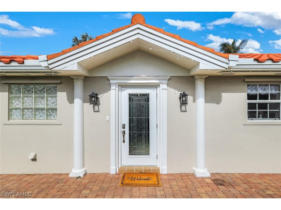 4272 Redonda Lane Naples FL 34119 226010349 image3