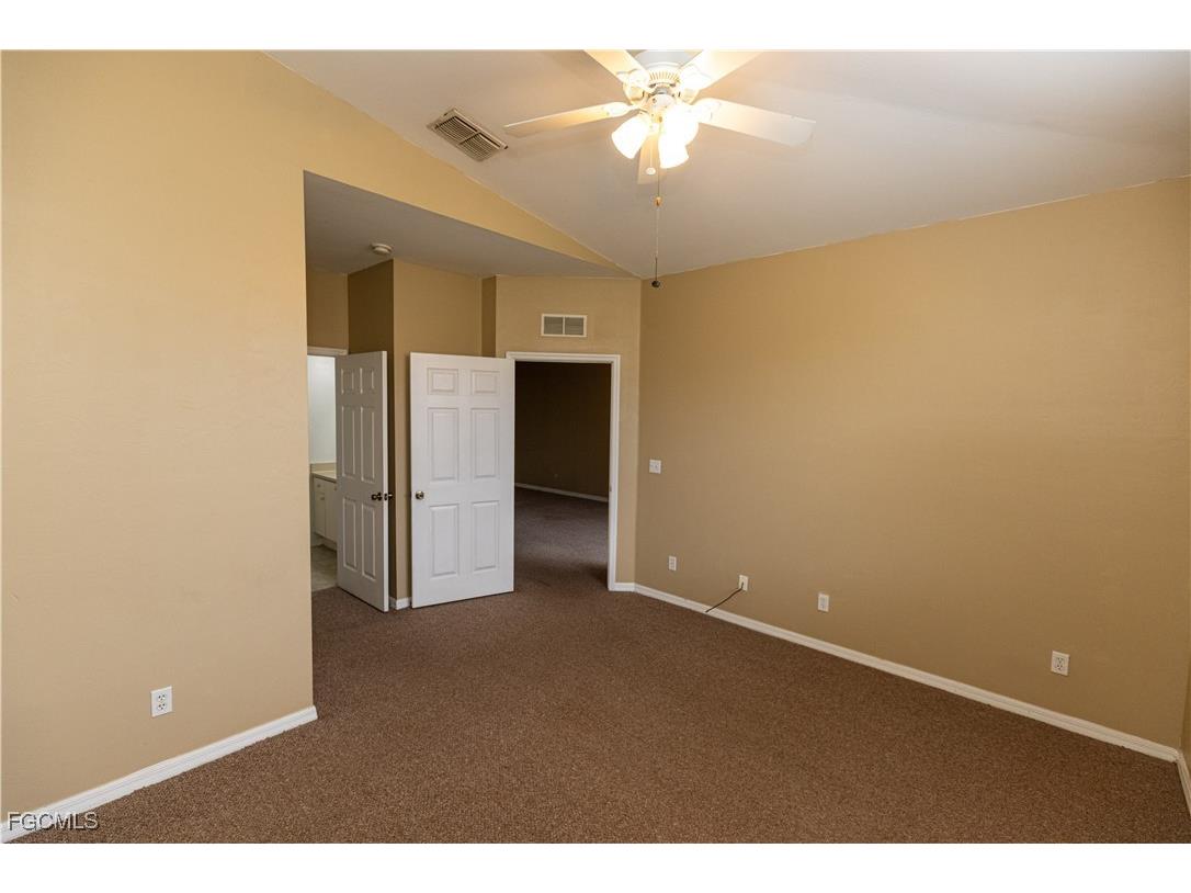 4275 Bellasol Circle #2223 Fort Myers FL 33916 2025004918 image9