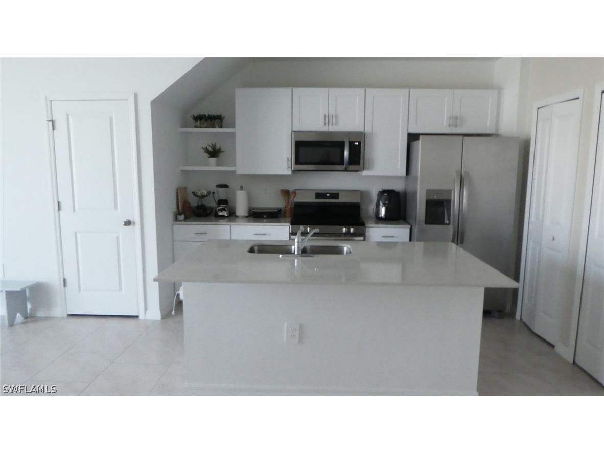 4275 Cirella Court North Fort Myers FL 33917 226012496 image2
