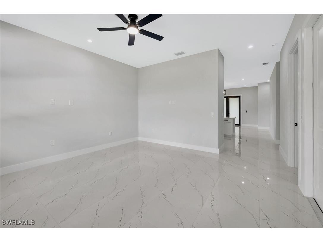 4276 72nd Avenue NE Naples FL 34120 225066876 image3