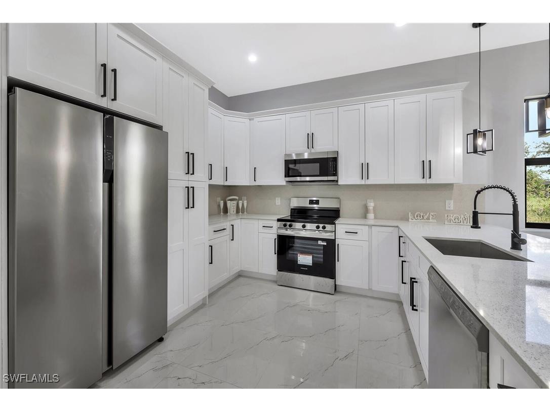 4276 72nd Avenue NE Naples FL 34120 225066876 image4