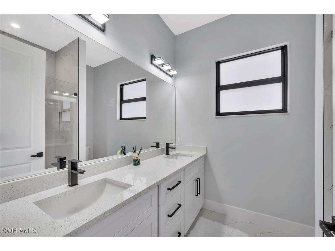 4276 72nd Avenue NE Naples FL 34120 225066876 image6