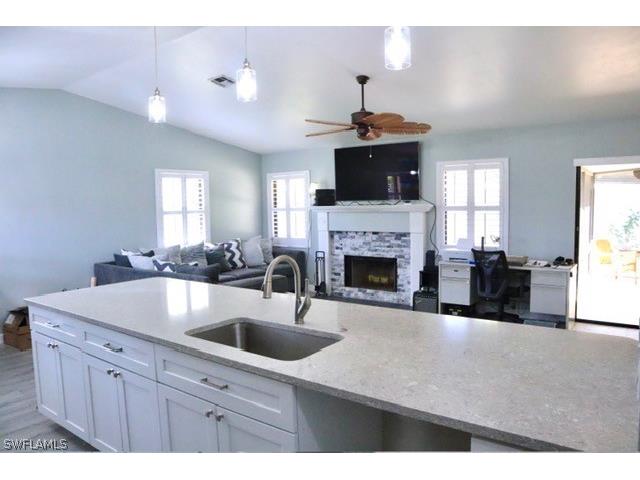 4276 Island Circle #A Fort Myers FL 33919 226010500 image4