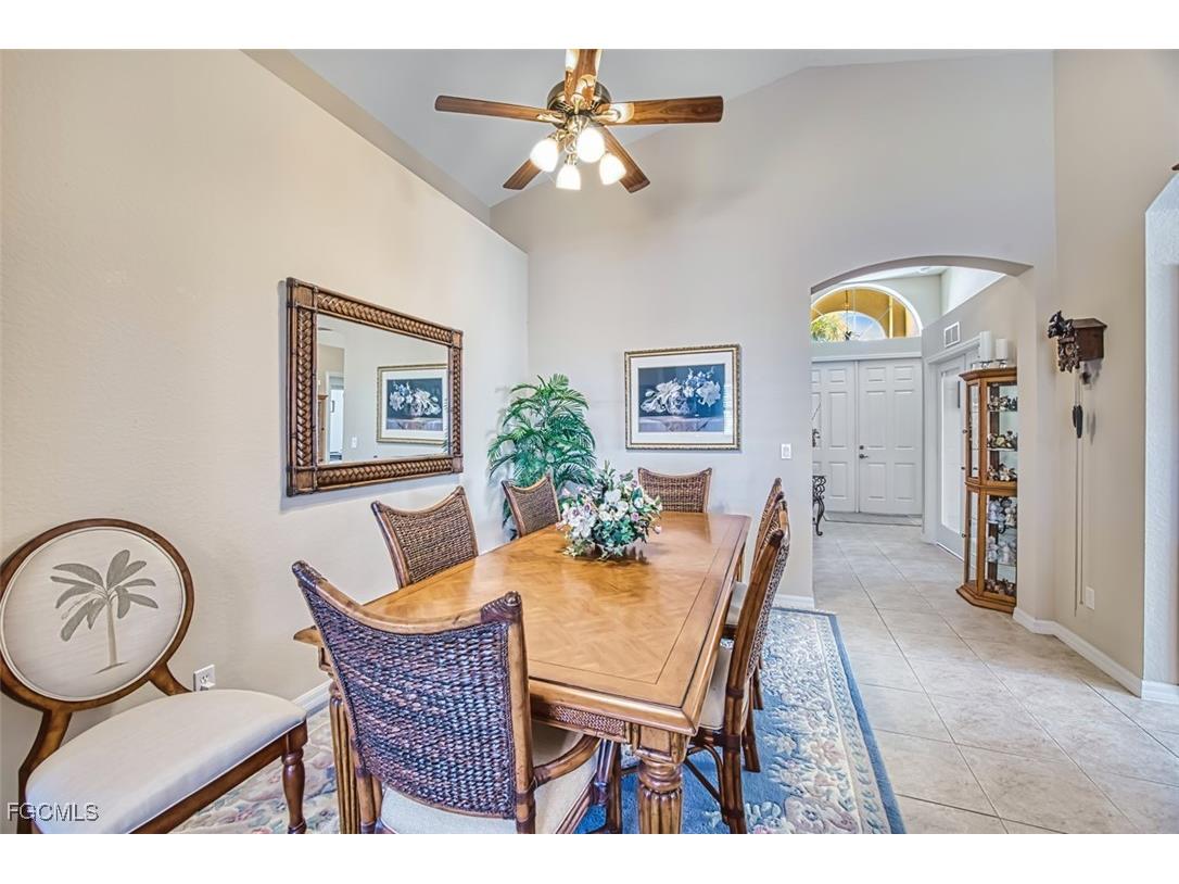 4276 River Bank Way Punta Gorda FL 33980 2025024211 image10