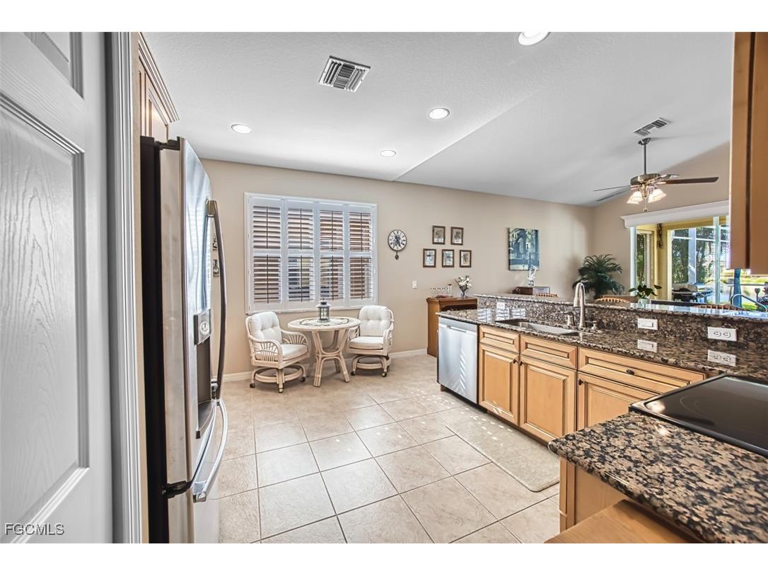 4276 River Bank Way Punta Gorda FL 33980 2025024211 image14