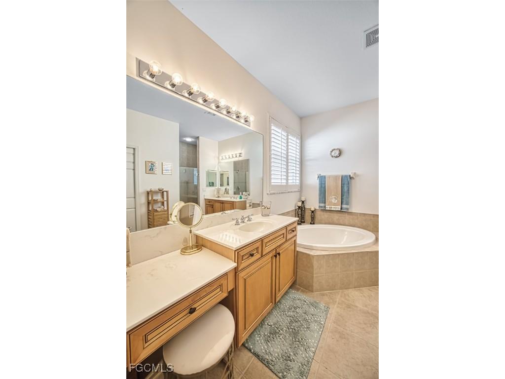 4276 River Bank Way Punta Gorda FL 33980 2025024211 image32