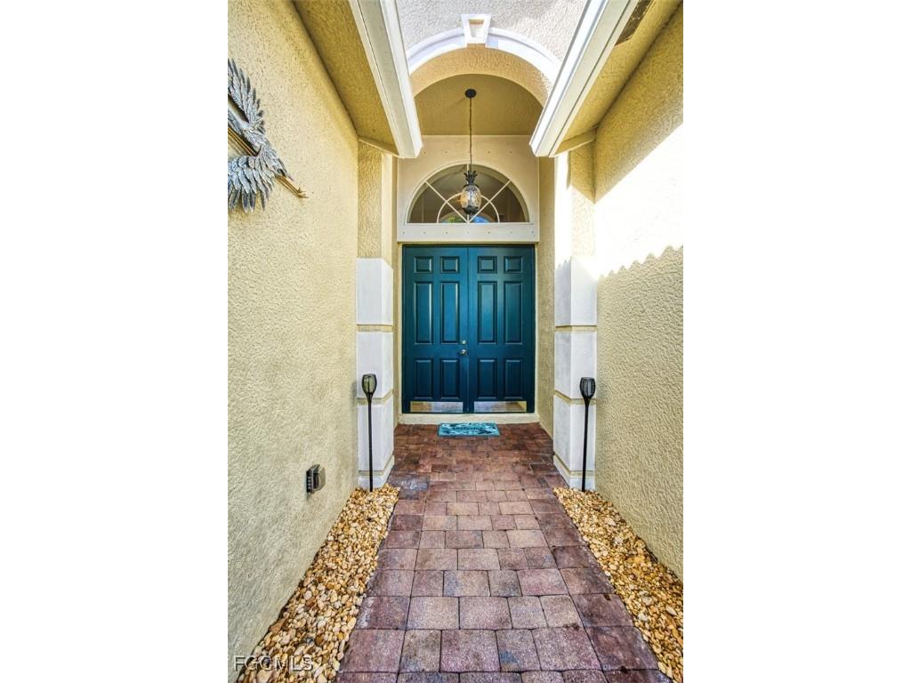 4276 River Bank Way Punta Gorda FL 33980 2025024211 image4