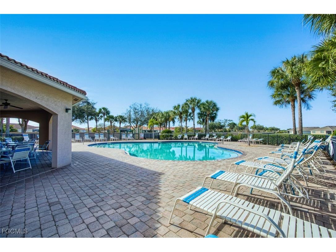 4276 River Bank Way Punta Gorda FL 33980 2025024211 image43