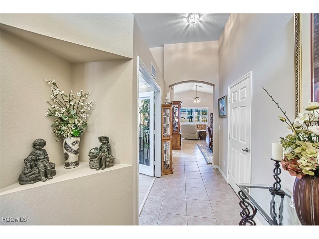 4276 River Bank Way Punta Gorda FL 33980 2025024211 image6