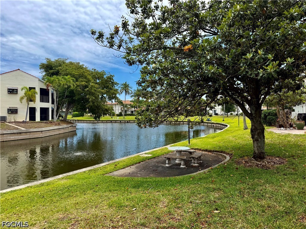 4277 Island Circle #1 Fort Myers FL 33919 2025024876 image1