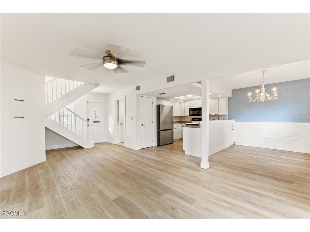 4277 Island Circle #1 Fort Myers FL 33919 2025024876 image6