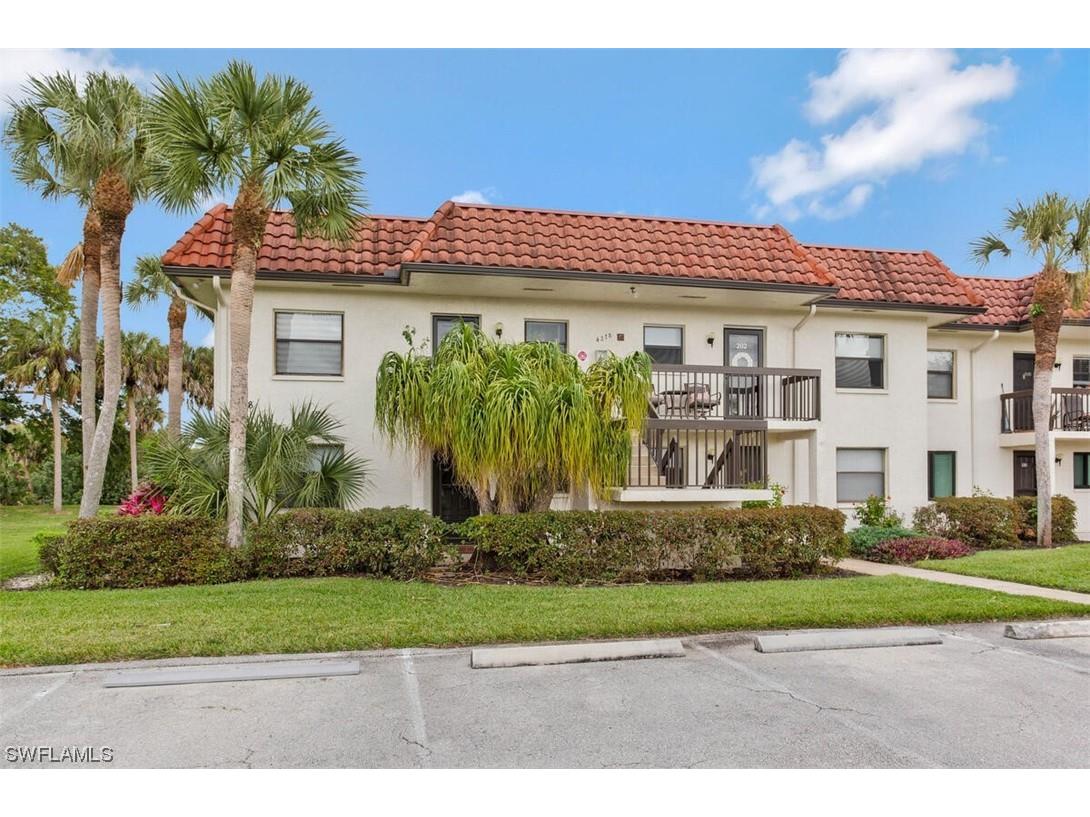 4278 27th Court SW #202 Naples FL 34116 224013956 image1