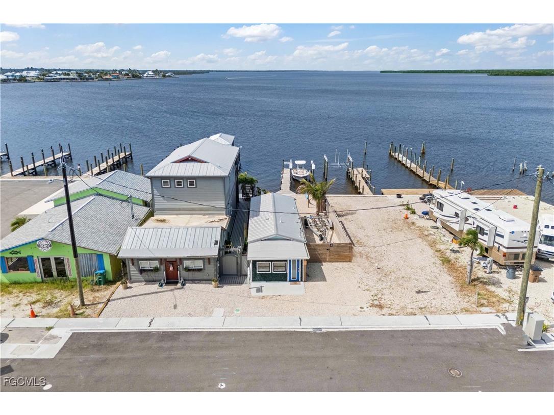 4278 Pine Island Road NW Matlacha FL 33993 2025012952 image13