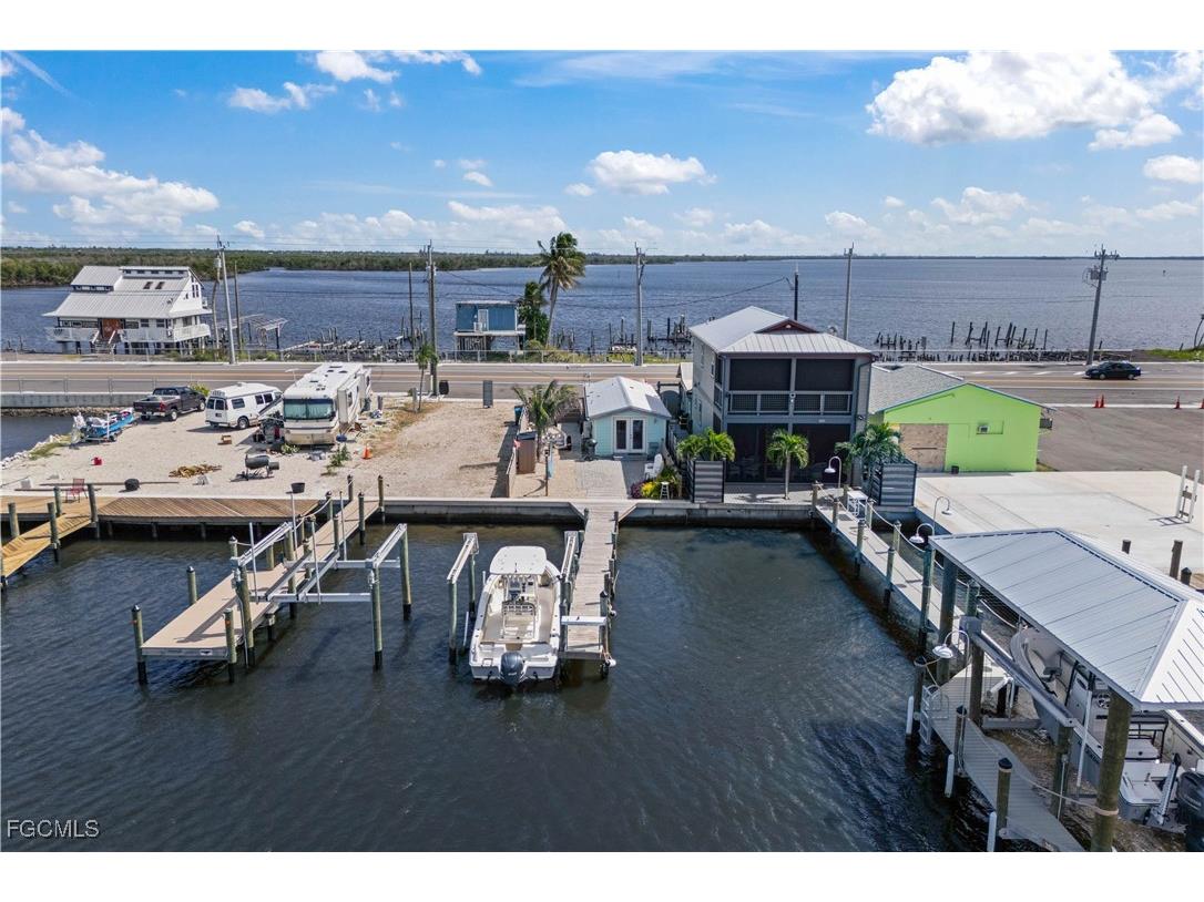 4278 Pine Island Road NW Matlacha FL 33993 2025012952 image14